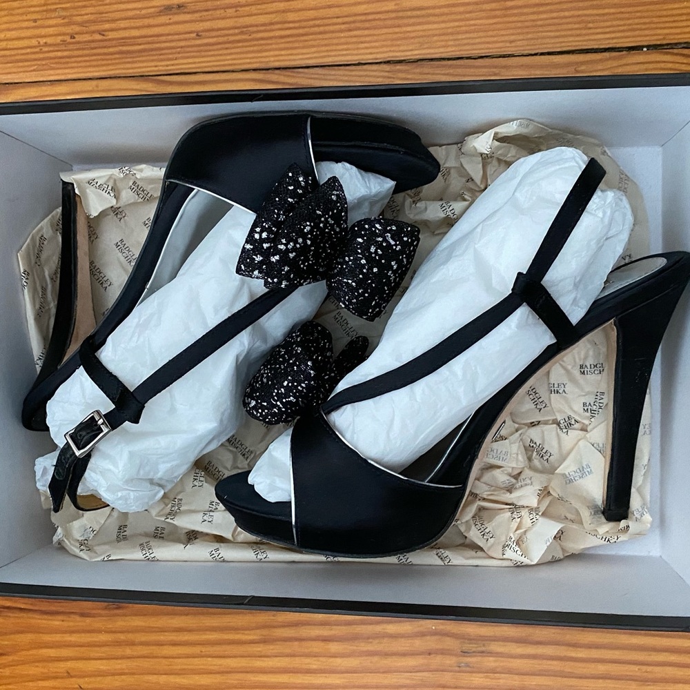 Vintage Badgley Mischka Xavier Slingback Sandals